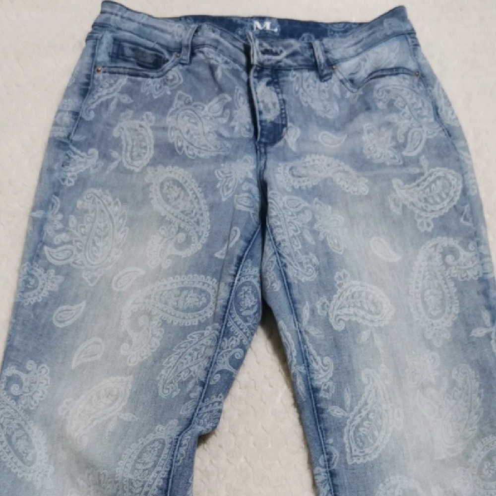 *3 for *$40 item Elegant Paisley Light Blue Jeans